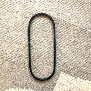 Black Metal Slim Modern Letter “O/0”